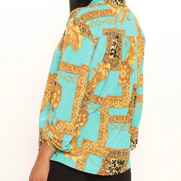 Blouse never worn - Picture 3 of 3